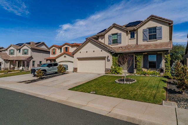 514 Lupine Dr, Ione, CA 95640