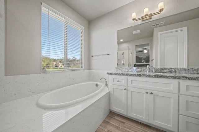 514 Lupine Dr, Ione, CA 95640