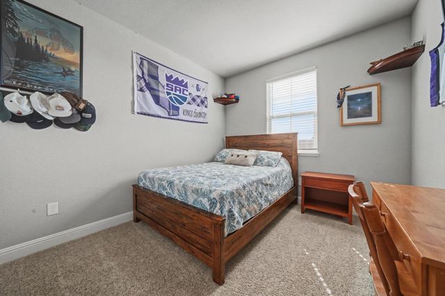 514 Lupine Dr, Ione, CA 95640