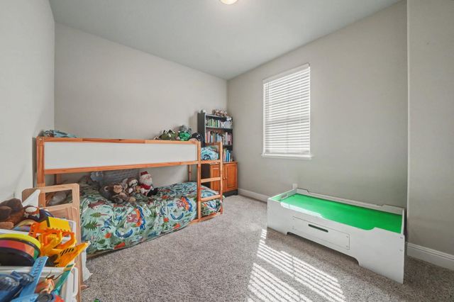 514 Lupine Dr, Ione, CA 95640