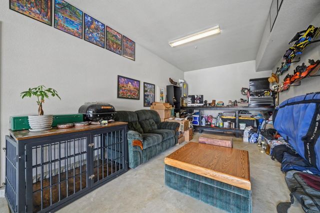 514 Lupine Dr, Ione, CA 95640