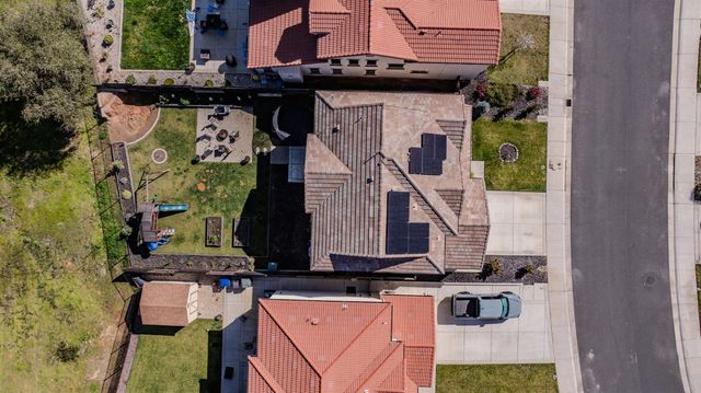 514 Lupine Dr, Ione, CA 95640