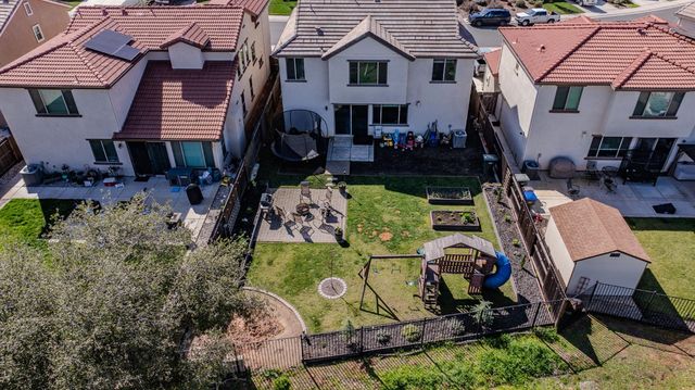 514 Lupine Dr, Ione, CA 95640