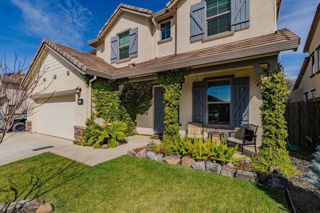 514 Lupine Dr, Ione, CA 95640