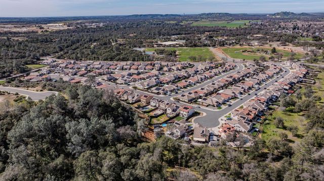 514 Lupine Dr, Ione, CA 95640