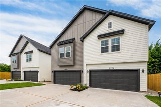 8122 Corinth Street, Houston, TX 77051