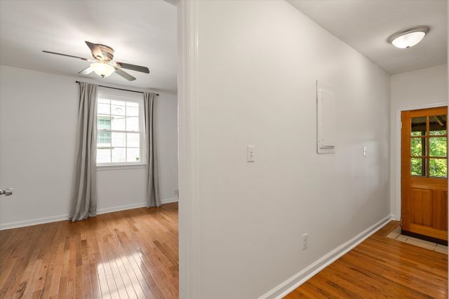 2219 Berrywood Rd, Nashville, TN 37216