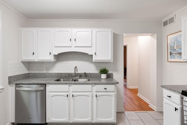 2219 Berrywood Rd, Nashville, TN 37216