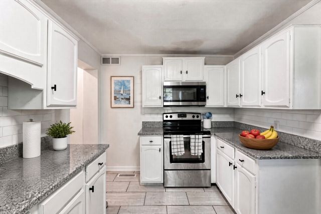 2219 Berrywood Rd, Nashville, TN 37216