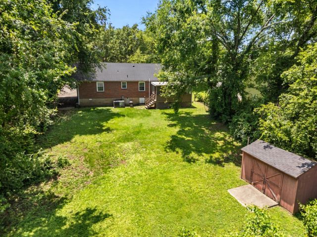 2219 Berrywood Rd, Nashville, TN 37216