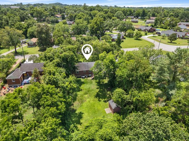 2219 Berrywood Rd, Nashville, TN 37216