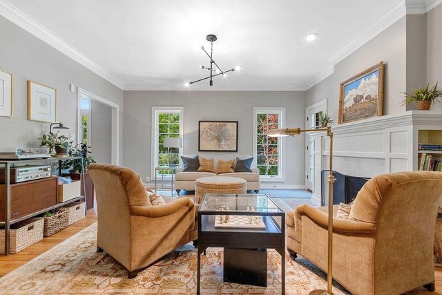 2490 DEERPATH DRIVE, Green Bay, WI 54302