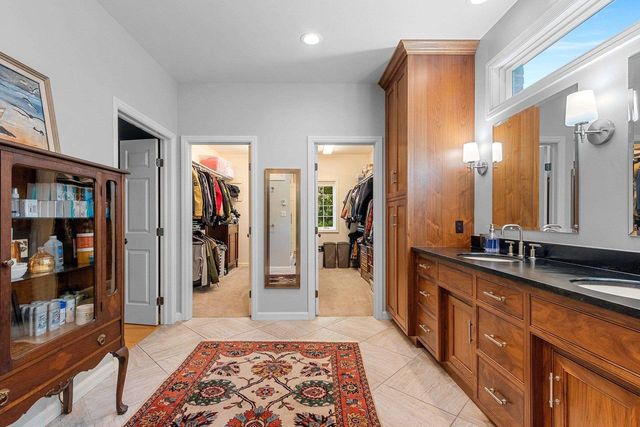 2490 DEERPATH DRIVE, Green Bay, WI 54302