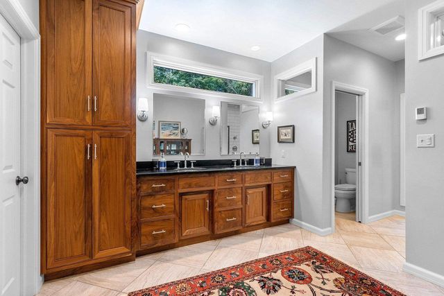 2490 DEERPATH DRIVE, Green Bay, WI 54302