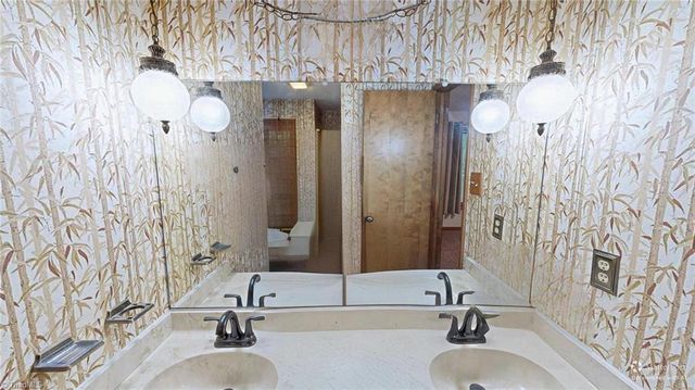 689 Barker Road, Winston-salem, NC 27107