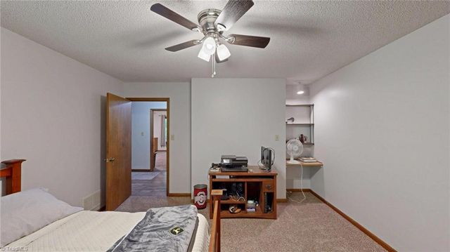 689 Barker Road, Winston-salem, NC 27107