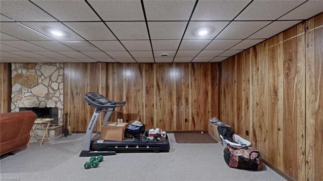 689 Barker Road, Winston-salem, NC 27107