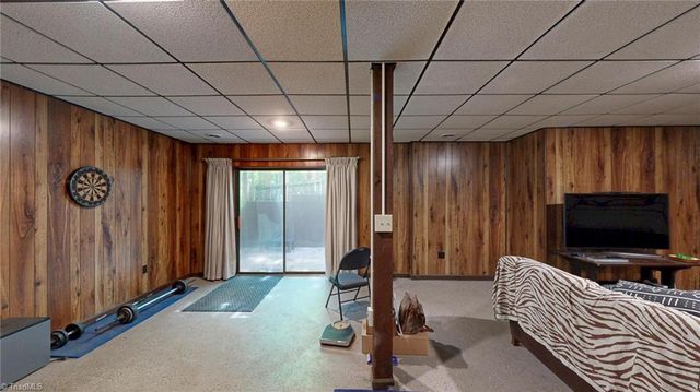 689 Barker Road, Winston-salem, NC 27107