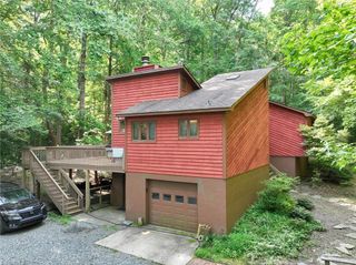 689 Barker Road, Winston-salem, NC 27107