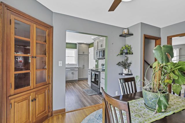 153 E Waterloo Street, Canal Winchester, OH 43110