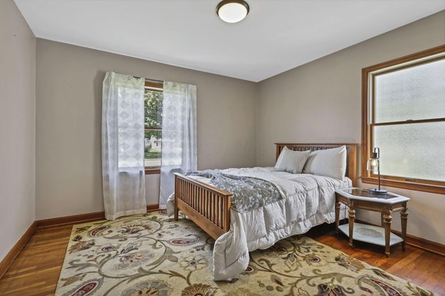 153 E Waterloo Street, Canal Winchester, OH 43110