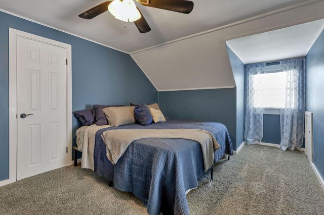 153 E Waterloo Street, Canal Winchester, OH 43110