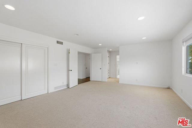 15509 Aqua Verde Drive, Los Angeles, CA 90077