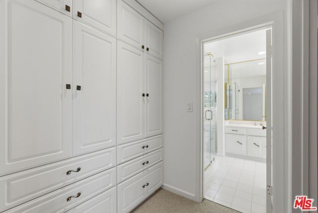 15509 Aqua Verde Drive, Los Angeles, CA 90077