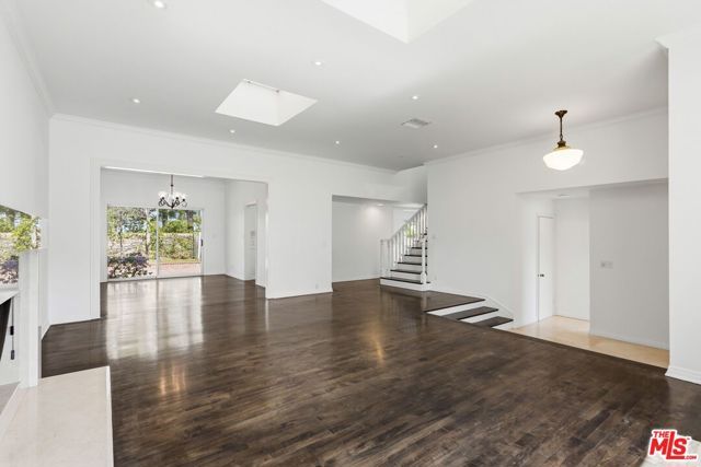 15509 Aqua Verde Drive, Los Angeles, CA 90077