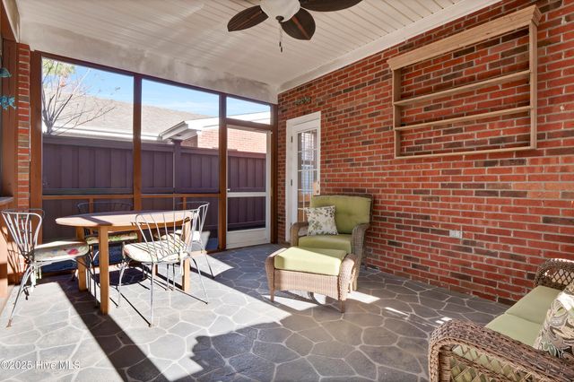 7725 Marymount Drive, Wilmington, NC 28411