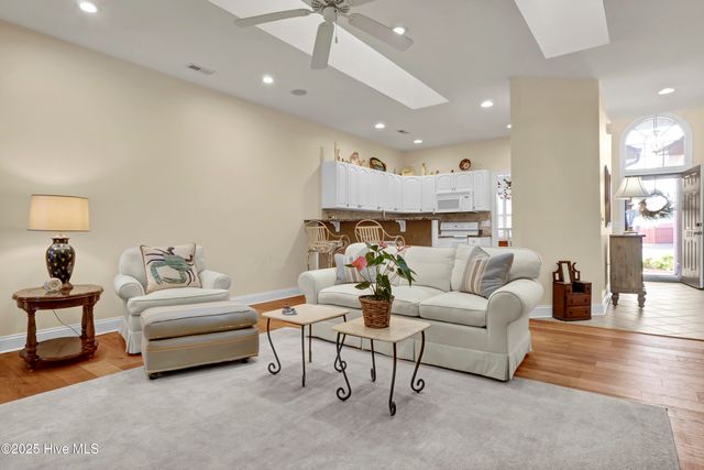 7725 Marymount Drive, Wilmington, NC 28411