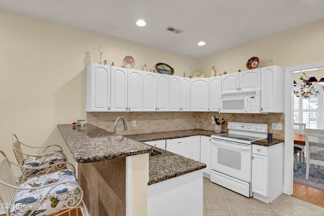 7725 Marymount Drive, Wilmington, NC 28411