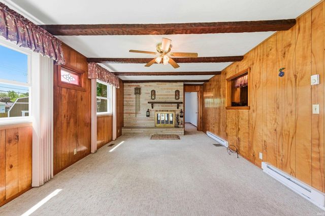 5028 S Old State Road 67, Muncie, IN 47302