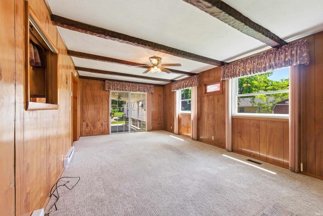 5028 S Old State Road 67, Muncie, IN 47302