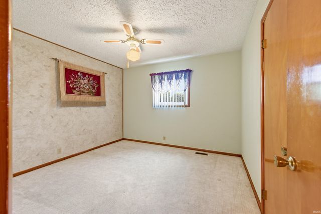 5028 S Old State Road 67, Muncie, IN 47302