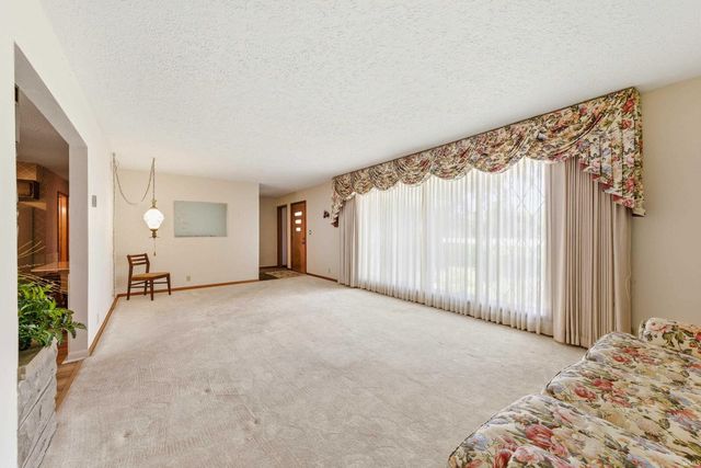 5028 S Old State Road 67, Muncie, IN 47302