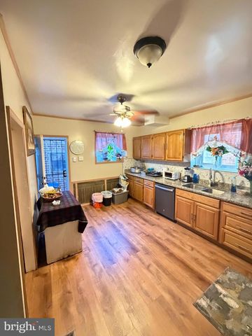 4725 ROSEHILL ST, Philadelphia, PA 19120