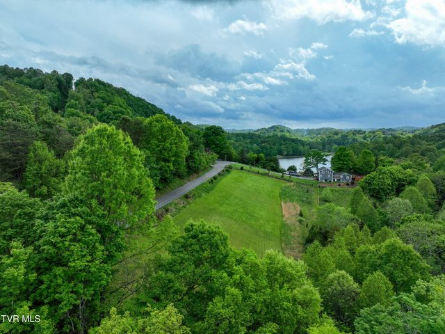 660 Gottland Shoals Road, Blountville, TN 37617