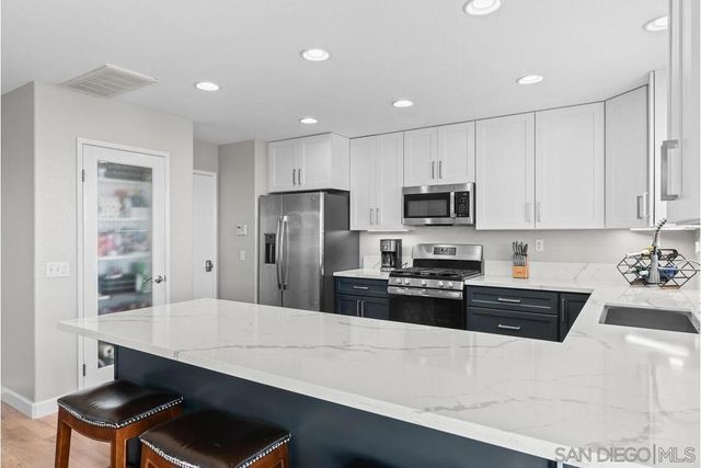 5648 Vista San Juanico, San Diego, CA 92154