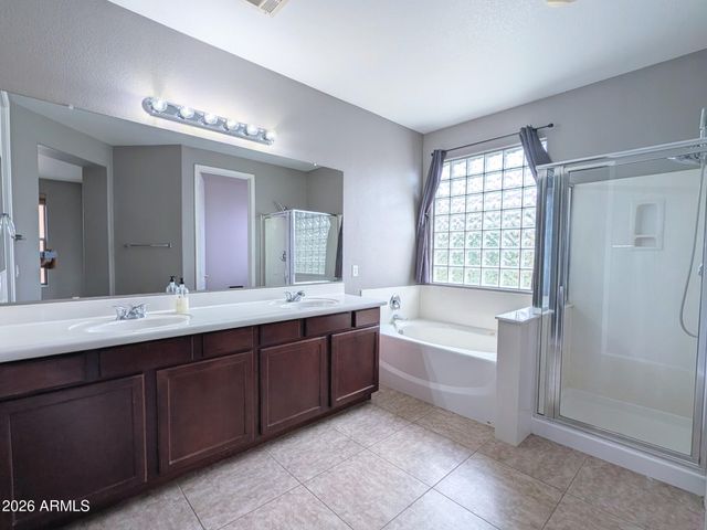 3858 E MORELOS Street, Gilbert, AZ 85295