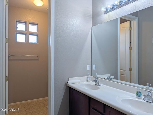3858 E MORELOS Street, Gilbert, AZ 85295