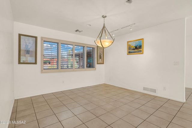 11930 E Barbary Coast Road, Tucson, AZ 85749