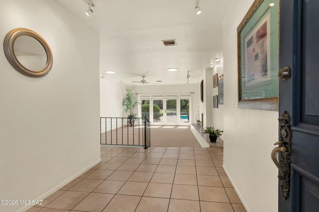 11930 E Barbary Coast Road, Tucson, AZ 85749