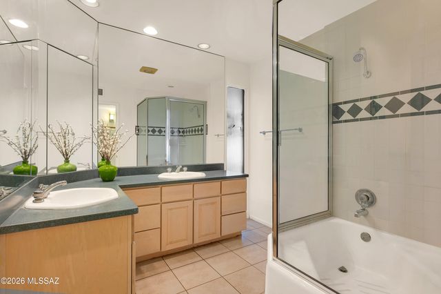 11930 E Barbary Coast Road, Tucson, AZ 85749