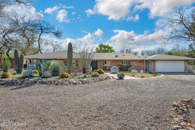 11930 E Barbary Coast Road, Tucson, AZ 85749