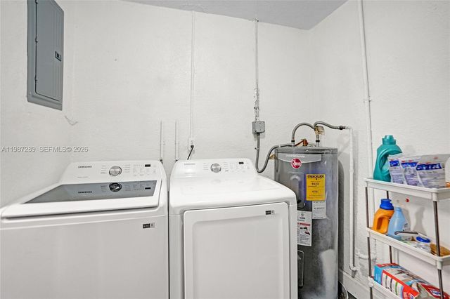 3320 NW 18th St, Lauderhill, FL 33311