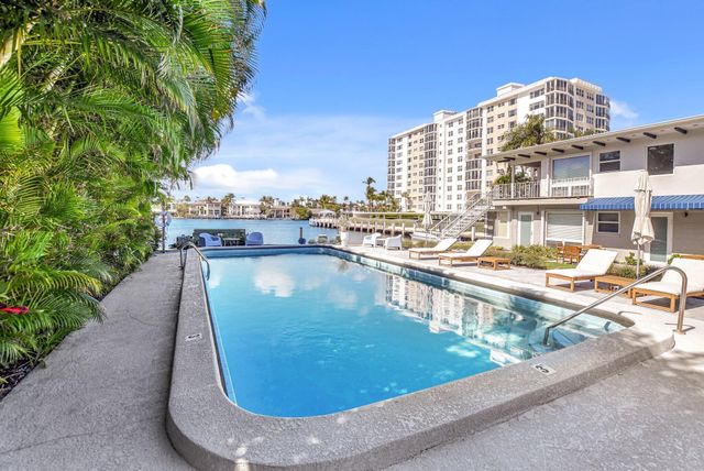 414 Seasage Drive, Delray Beach, FL 33483