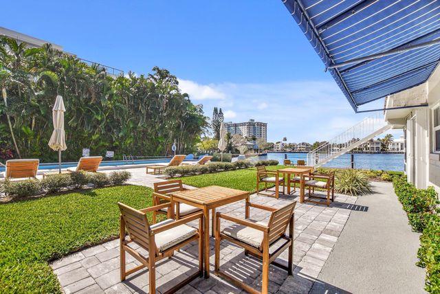 414 Seasage Drive, Delray Beach, FL 33483