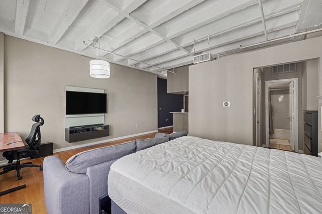 32 Peachtree Street NW 1405, Atlanta, GA 30303