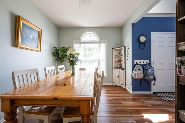 606 Briar Lane, Kearney, MO 64060